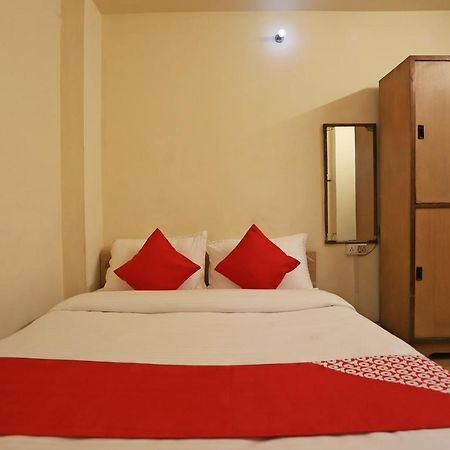 โอโย แฟล็กชิป 76697 โฮเทล พาร์ค อาวาธ Hotel ลัคเนา ภายนอก รูปภาพ