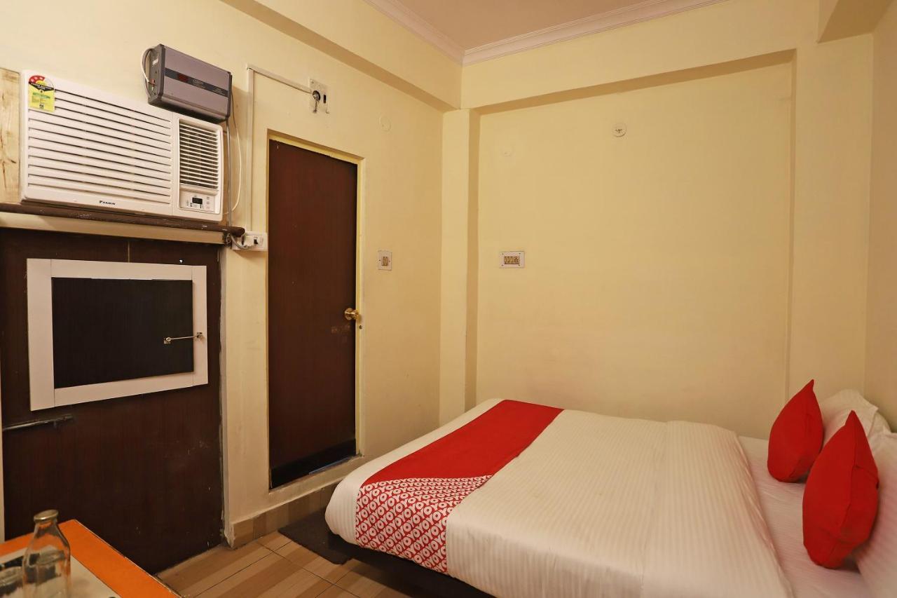 โอโย แฟล็กชิป 76697 โฮเทล พาร์ค อาวาธ Hotel ลัคเนา ภายนอก รูปภาพ