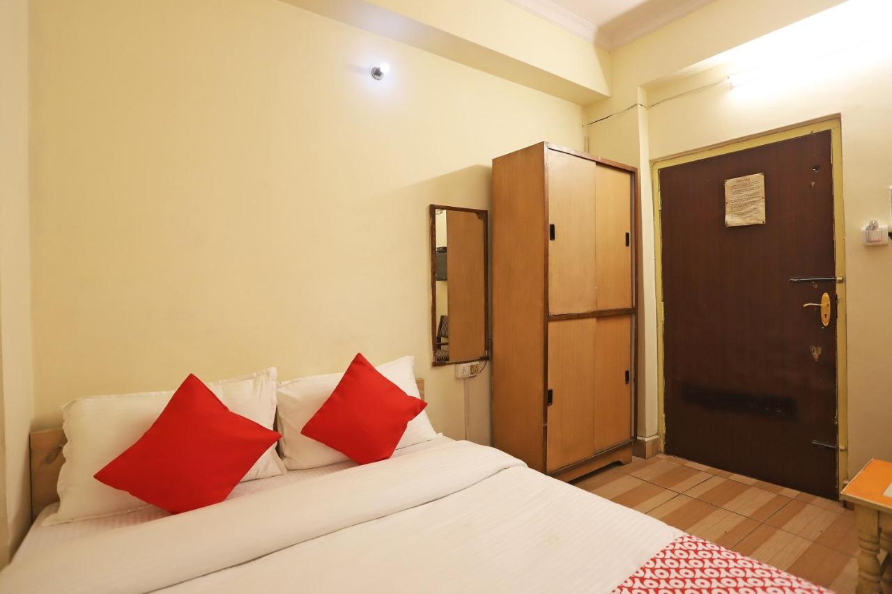 โอโย แฟล็กชิป 76697 โฮเทล พาร์ค อาวาธ Hotel ลัคเนา ภายนอก รูปภาพ